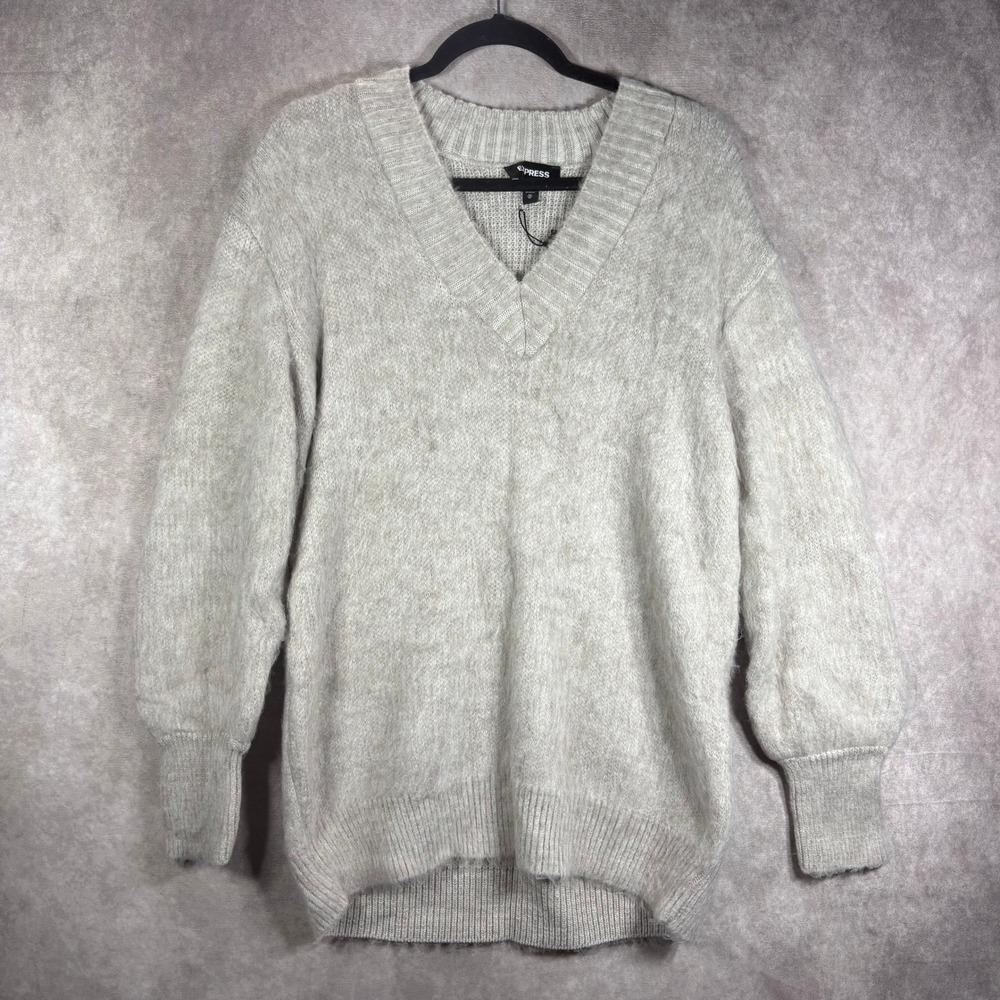Express Sweater Women‎ Medium Tan V-Neck Oversized Fuzzy Knit Balloon Sleeve NEW